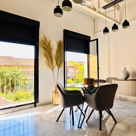 Loft Puerta De Capitulares Apartment Kordoba Bagian luar foto