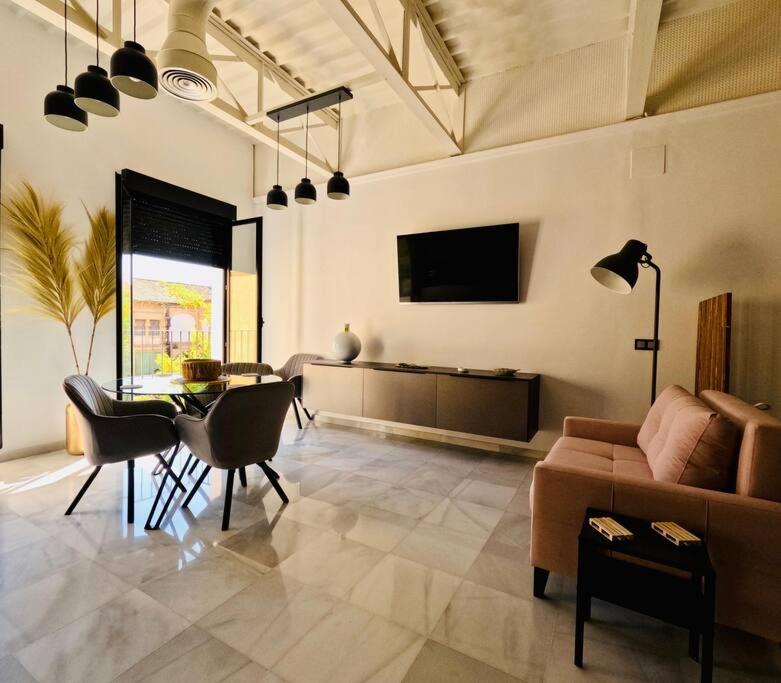 Loft Puerta De Capitulares Apartment Kordoba Bagian luar foto