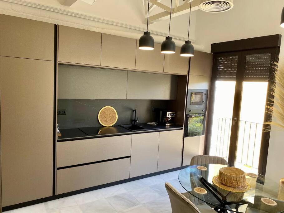 Loft Puerta De Capitulares Apartment Kordoba Bagian luar foto