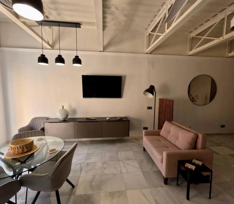 Loft Puerta De Capitulares Apartment Kordoba Bagian luar foto